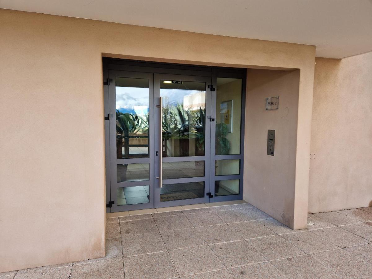 Studio Climatise Parking Gratuit Sarrola-Carcopino 外观 照片